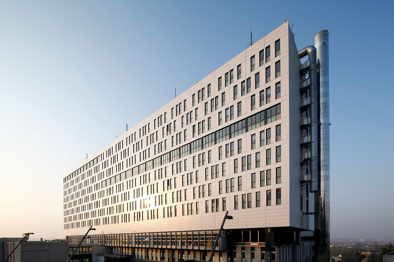 thermal insulated windows and glazing with a height up to of 2.7 mt., forster unico
Municipial hospital, Villeneuve-Saint-George