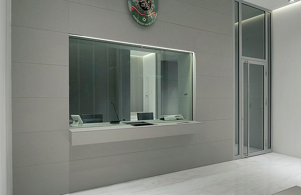 Bullet-resistant glazings FB4. System: forster unico.
Embassy of Belgium in Athens.