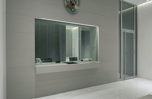 Bullet-resistant glazings FB4. System: forster unico.
Embassy of Belgium in Athens.