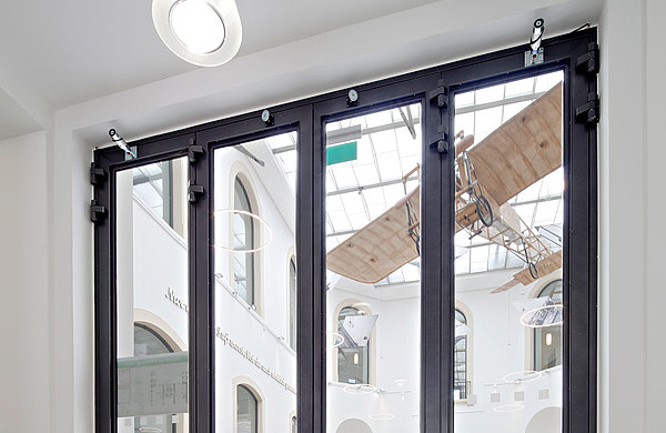 glazing and glazed steel doors with thermal break and burglary-resistance.
Museum of Transportation, Dresden